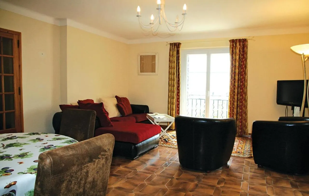 Cozy Home In Fayence With Outdoor Swimming Pool 펜션